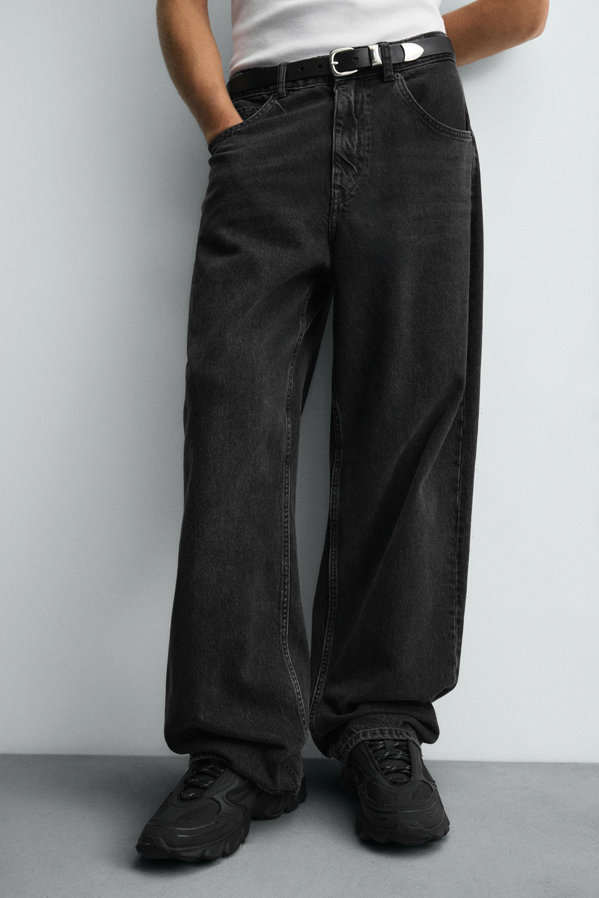 CHUNKY SOLE SNEAKERS